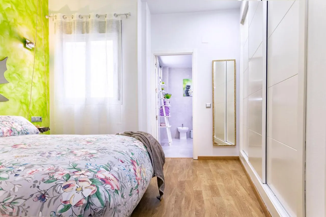 Apartamentos Momas La Casa De Mama Malaga Apartment