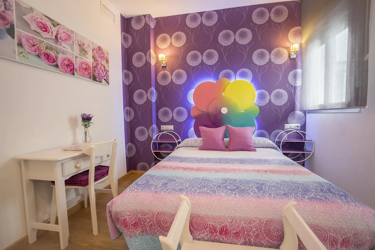 מאלגה Apartamentos Momas La Casa De Mama ספרד
