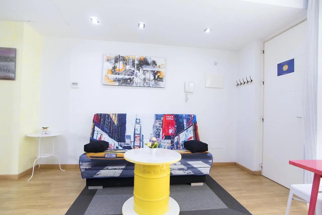 מאלגה Apartamentos Momas La Casa De Mama דירה